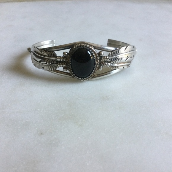 Native American Silver And Black Onyx Cuff Bracelet - Picture 5 of 7